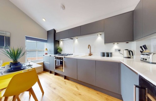 Canton Apartment | Chic 1BR flat in Prime Location