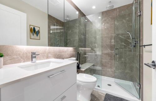 Vancouver Apartment | Chic 1BR High-rise Gem in the Heart of Vancouver
