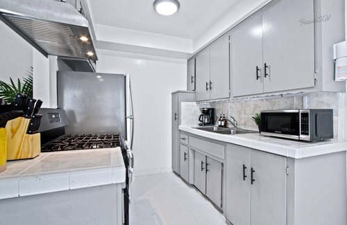 Monterey Park Apartment | Chic 1BR Home + Parking + Near DTLA #TravelSGV