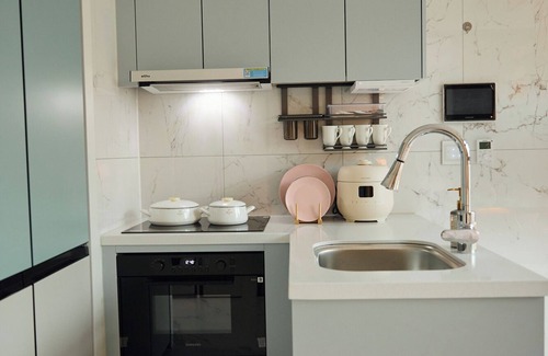Hoehyeon-dong Apartment | Chic 2-bedroom apartment with AC, WiFi in amazing Seoul myeongdong namdaemoon
