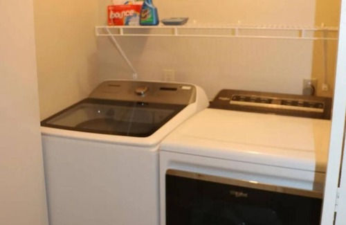 Fairfield Bay Condo | Chic 2-bedroom condo with AC, WiFi in charming Fairfield Bay