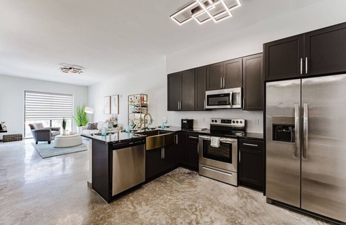 Fort Lauderdale Apartment | Chic 2BR, Beachside Escape for Families in FLL!