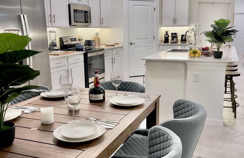 Punta Gorda Condo | Chic 3-Bed Condo in Golf Paradise: Unlimited Golf, Pools, Relaxing Spa, Tennis!