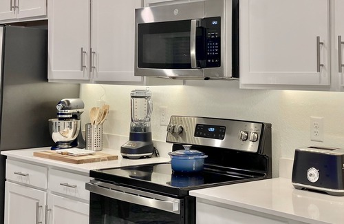 Punta Gorda Condo | Chic 3-Bed Condo in Golf Paradise: Unlimited Golf, Pools, Relaxing Spa, Tennis!