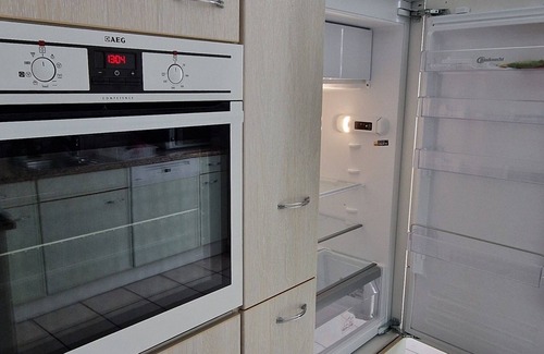 Andelfingen District Apartment | Chic 3 room apartment near the Rhine, S-Bahn and much more