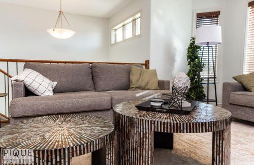 Jasper Place Apartment | Chic 3BR Modern Home - Wi-Fi - Netflix - Sleeps 8!