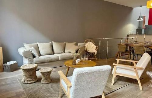 Epernay Apartment | Chic 4 personnes Hypercentre 5 Minutes Avenue De Champagne