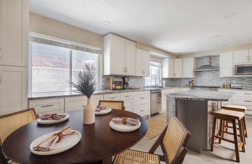 Northeast Heights House | Chic 5BR Boho Retreat w/Games & Outdoor Movies!