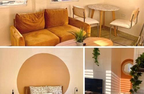 Santurce Apartment | Chic and Centrally Located Apartment in Santurce with parking Apt 4