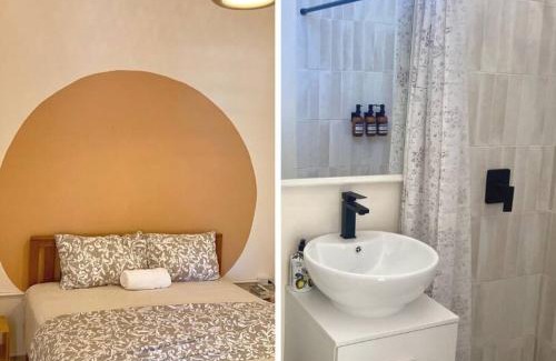 Santurce Apartment | Chic and Centrally Located Apartment in Santurce with parking Apt 4