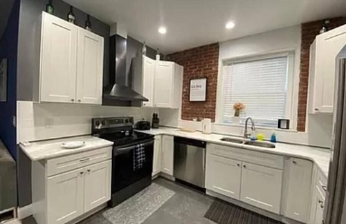 Allentown Apartment | Chic and Cozy 2-Bedroom Retreat
