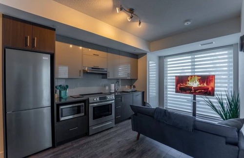 The Peanut Condo | Chic and Cozy 2 Bedroom Condo: Your Perfect Getaway Awaits!.