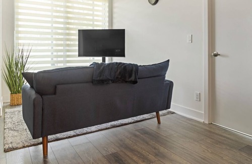 The Peanut Condo | Chic and Cozy 2 Bedroom Condo: Your Perfect Getaway Awaits!.