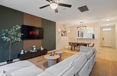 Humble House | Chic and Cozy 5 bedroom house w 10 minutes to IAH