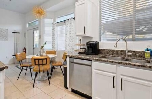 North Las Vegas House | Chic and Modern 3BD Home with Pool & Pool Table