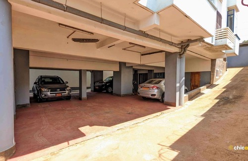Yaounde Apartment | chic apart with parking and city views