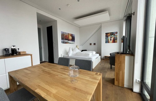 Ulm Apartment | Chic apartment in the city center with fantastic views of the Minster
