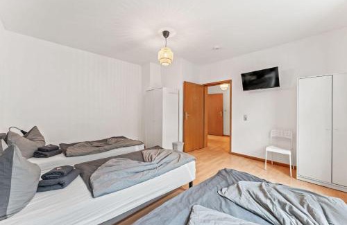 Apolda Apartment | Chic Apartment with Parking place