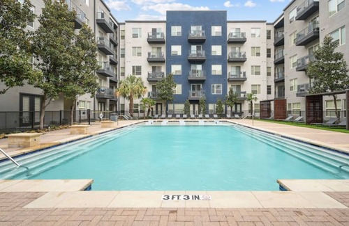 Cityplace Apartment | Chic apartment with WiFi, fitness room in welcoming Dallas