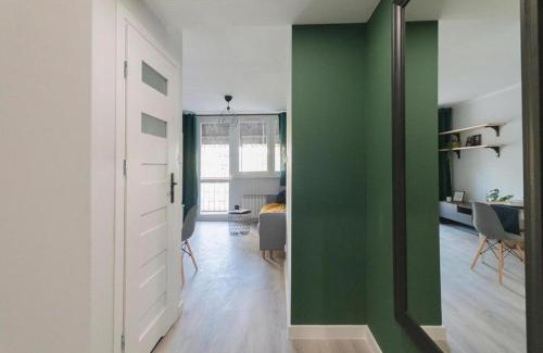 Mirow Apartment | Chic Apartments -3 Bedrooms - Warsaw Stays - Ogrodowa