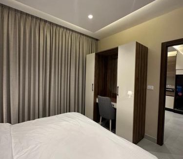 Al Swaifyeh Apartment | Chic Apartments For Rent ave2-1