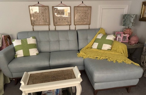 Charlotte House | Chic Barbie Dream Suite for Female Traveling Nurses! Charlotte, NC