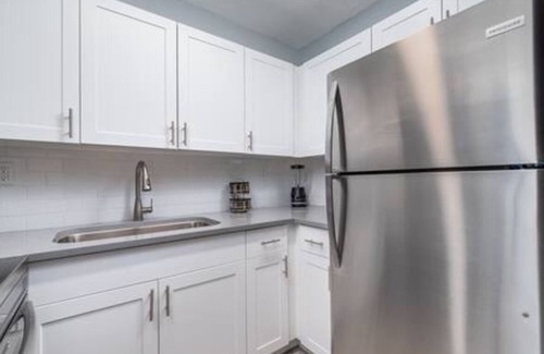 Coral Shores Apartment | Chic & Beautiful 1BR Zebra Condo in Coral Ridge