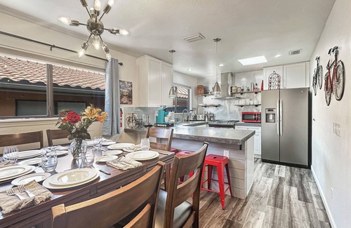 Uptown Sedona House | Chic Bicycle House-Views-Hot Tub-Pets OK, The Bicycle House~ Red Rock Getaway