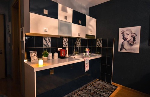 Rozino Apartment | Chic Budva City Retreat - Studio Apt with Balcony