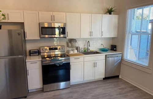 Tampa Heights Apartment | Chic Bungalow Near Armature Works & The Riverwalk