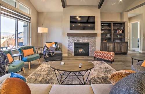 Carson City House | Chic Carson City Home: Hike, Golf, Ski + More!
