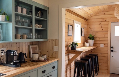 Cochecton House | Chic Catskills Cabin w/Fireplace, Firepit, 30min to Ski Big Bear Resort.