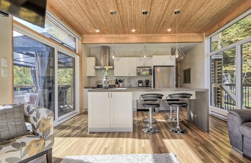 Les Pays-d'en-Haut Regional County Municipality Ski Chalet | Chic Chalet Heritage