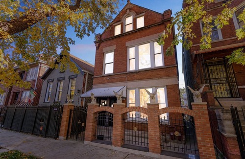 Little Village House | Chic Chicago Retreat 2 Bedroom Home by RedAwning