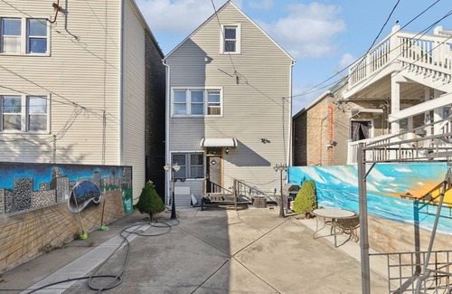 Little Village House | Chic Chicago Retreat 2 Bedroom Home by RedAwning