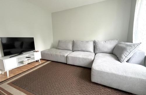 Berwyn Apartment | Chic City Escape
