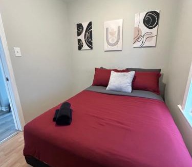 Berwyn Apartment | Chic City Escape