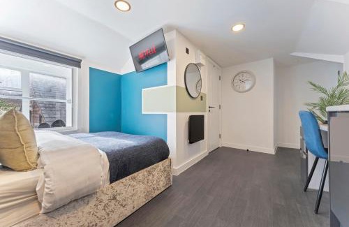 Nottingham City Centre Apartment | Chic City Loft - Central - Contractors - 1 Bed