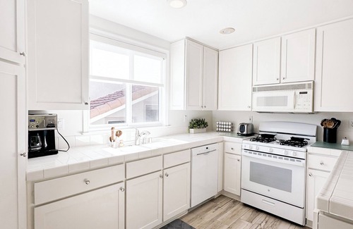 Mission Viejo Condo | Chic Coastal California Condo with WiFi, AC in south Orange County