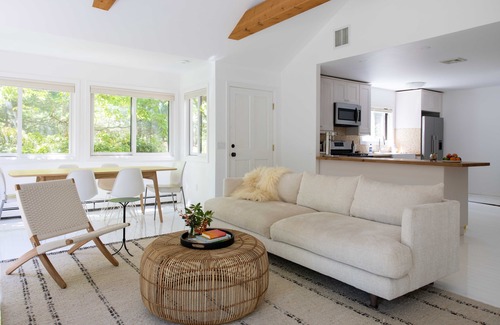 Northwest Harbor House | Chic cottage on lush, secluded acre 5 minute walk to the beach.