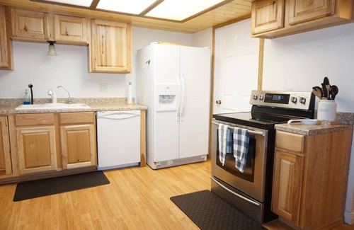 Ruidoso House | CHIC COUNTRY HOME IN THE WOODS WITH HOT TUB