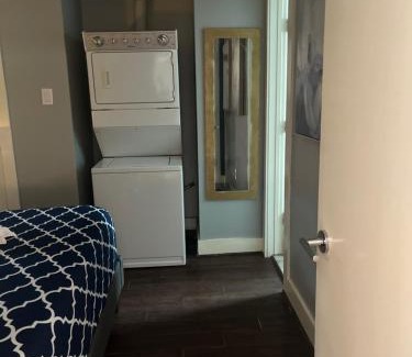 Braeswood Place Apartment | Chic & Cozy 1-bedroom Apartment with Free Parking