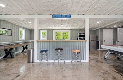 Kingston Springs House | Chic & Cozy Home w/Game Room & Firepit!