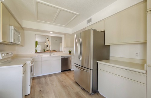 Palm Desert Condo | Chic & Elegant Golf Course Condo