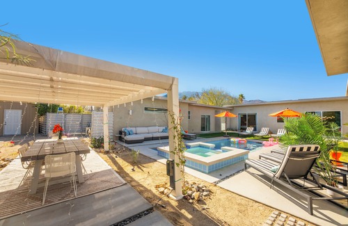 Desert Park Estates House | Chic, Fully Renovated Home in Palm Springs