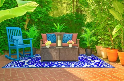 Hollywood Hills West Apartment | Chic Hollywood Hills Guest Suite+Views+Outdoor Living Room+Free Street Parking