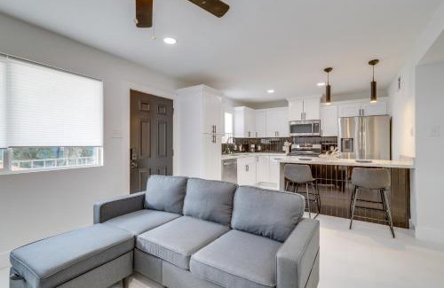 Lawndale/ Wayside Apartment | Chic Houston Apartment - 2 Mi to U of H Campus