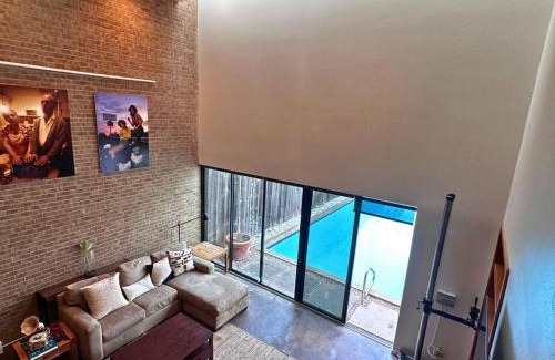 Greenway Plaza-Upper Kirby House | Chic In The City