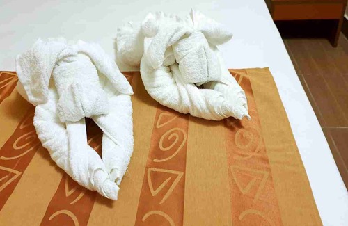 Kelaa House | Chic Island Villa Suite With Stunning Beach Nearby