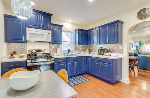 Joplin Cottage | Chic Joplin Cottage w/Patio < 3 Mi to Town!